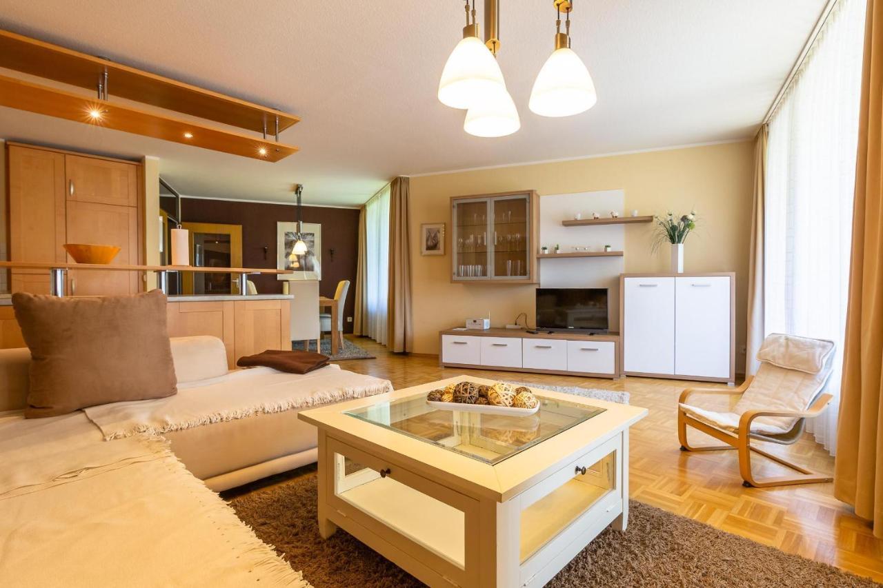 Ferienwohnpark Immenstaad Am Bodensee Zwei-Zimmer-Apartment 53 09 מראה חיצוני תמונה